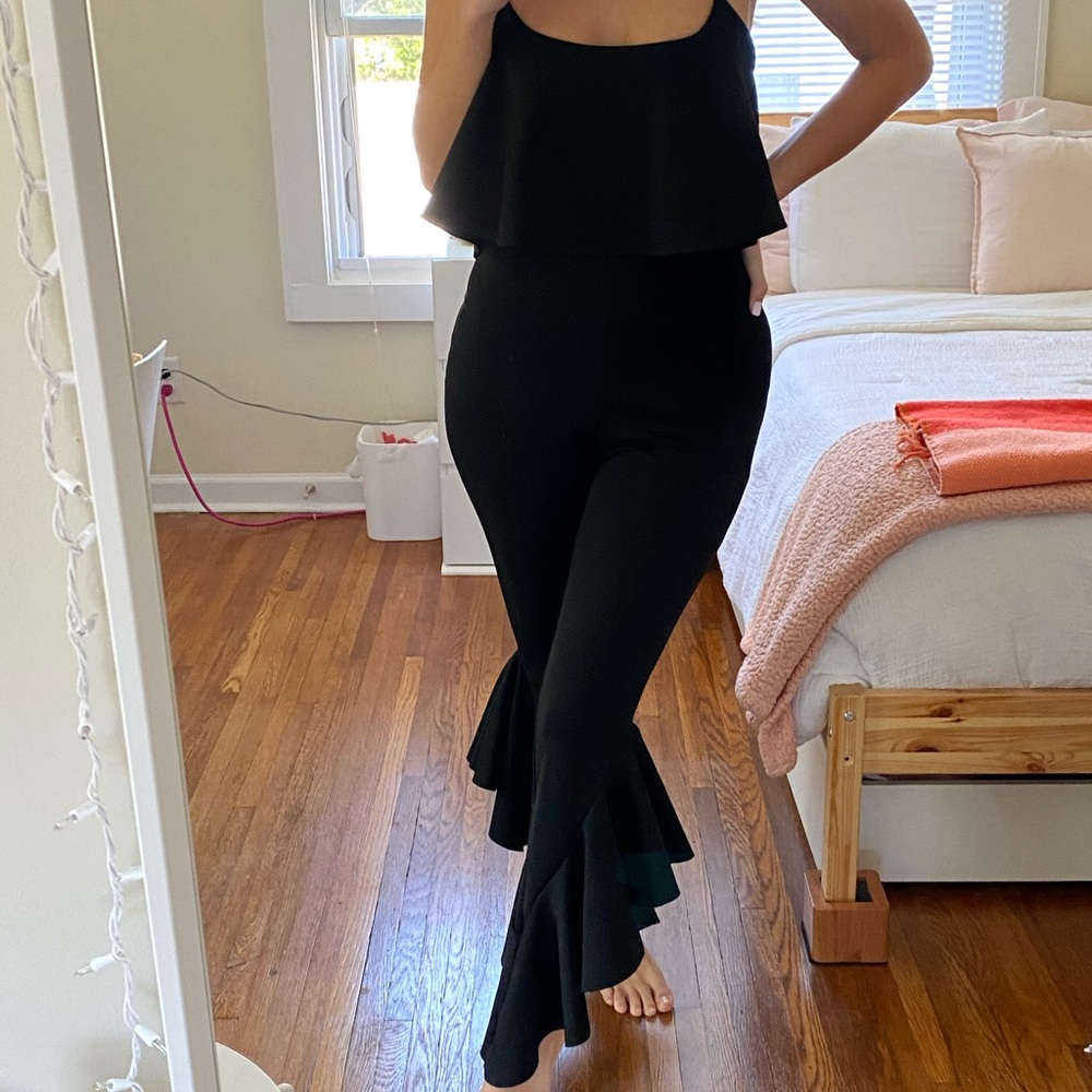 BLACK Misguided Frill Leg Jumpsuit - Picture 3 of 4